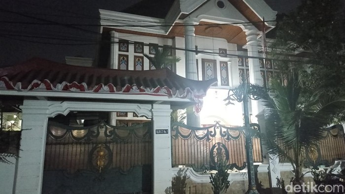 Suasana rumah pribadi Mentan Syahrul Yasin Limpo (SYL) di Makassar.