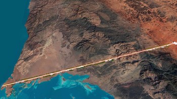 The Line adalah kota pintar ambisius berwujud garis lurus, yang sedang dibangun di Arab Saudi di Neom, Provinsi Tabuk. Kota dirancang untuk tidak memiliki mobil, jalan raya, atau emisi karbon. Kereta menjadi alat transportasi utamanya. Foto: Unwired