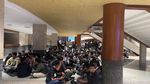 Antrean WOTA Nungguin JKT48 Tampil di Hub Space Malam Ini!