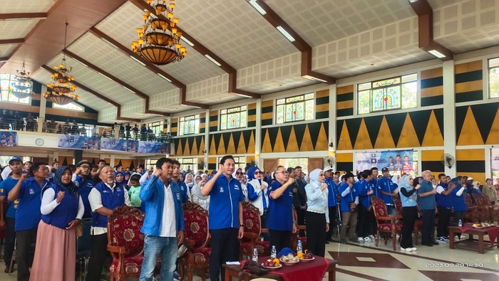 Zulhas di Acara Relawan Verrel