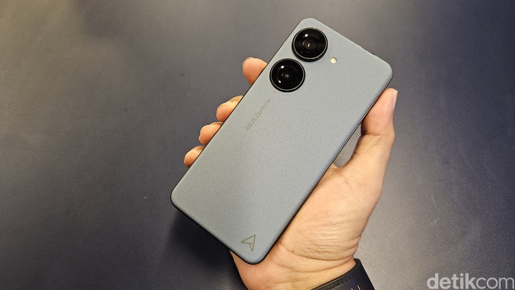 Asus Zenfone 10