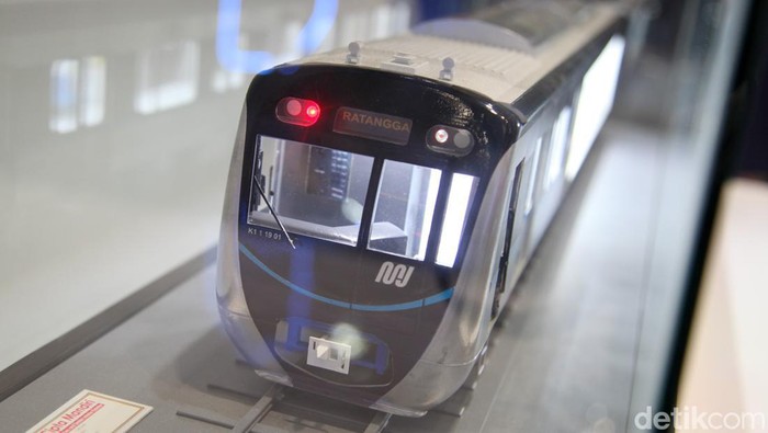 Booth MRT Jakarta Hub Space 2023
