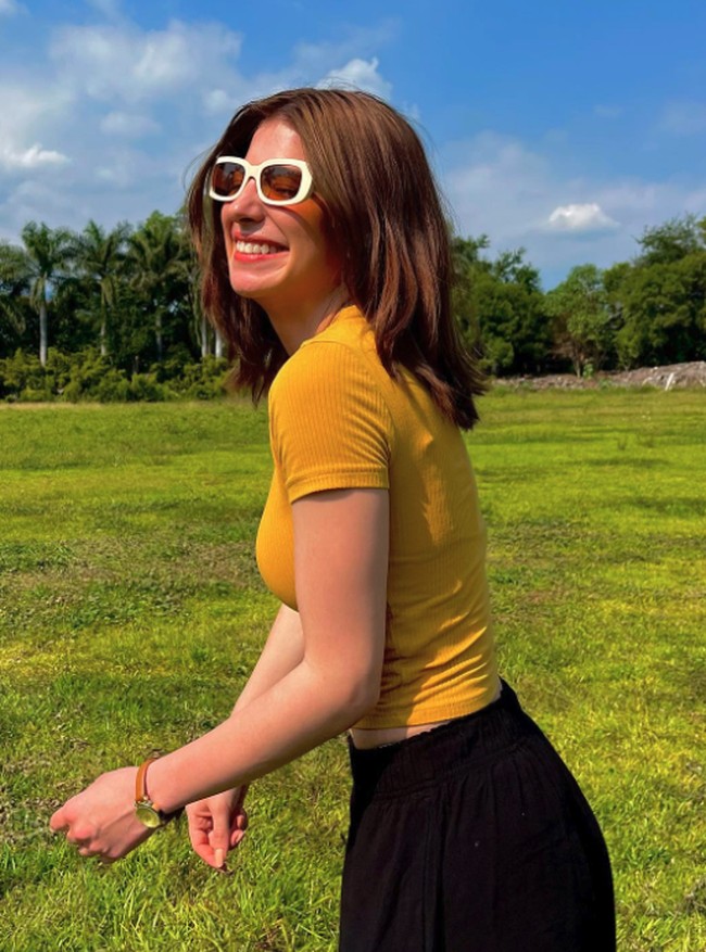 Lahir pada 12 Februari 1995, aktris asal Meksiko ini telah berusia 28 tahun. Rambut pirang Daniela Aedo tetap menjadi ciri khas, seperti karakternya Dulce Maria dalam telenovela ‘Carita de Angel’. Foto: Dok. Instagram Daniela Aedo