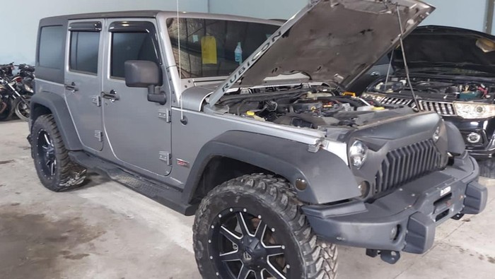 Foto: Barang bukti mobil Rubicon milik MS yang ikut dilimpahkan Tahap II. (Istimewa)