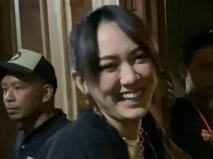 Penjelasan Psikolog soal Kesurupan yang Dialami Happy Asmara
