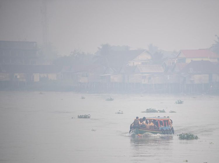 Jam Belajar Sekolah di Palembang Dikurangi Gegara Kabut Asap