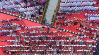 Warga berdoa agar bencana kabut asap yang menyelimuti Kota Palembang segera berakhir. 