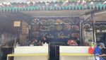 Mantan Koki Restoran Legendaris Ini Sukses Buka Warung Chinese Food Halal