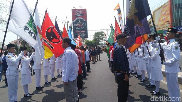Kirab Pemilu 2024 di Majalengka.