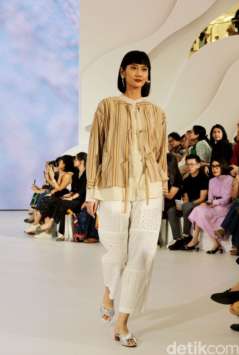 Koleksi Sejauh Mata Memandang di Fashion Nation 2023