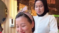 Tak hanya menyantap nikmatnya shabu-grill yang disajikan, kini ada pengalaman makan yang luar biasa, pelanggan juga bisa dapat pijat relaksasi berbeda dari yang biasanya.