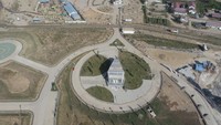 Bendungan dengan total luas lahan 578,78 Ha yang merupakan salah satu Proyek Strategis Nasional (PSN) ini akan memiliki kapasitas tampung 98 juta m3 dengan luas genangan 380 Ha, berpotensi menambah layanan daerah irigasi seluas 3,363 Ha. Selain dengan penerapan teknologi dalam proses pembangunannya, percepatan proyek ini juga dilakukan dengan berkomunikasi secara intens kepada beberapa stakeholder terkait. 