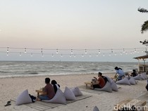 Menikmati Bulir Pasir Putih di Pantai Pasir Padi Pangkalpinang