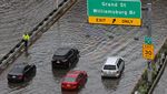 Penampakan Banjir di New York Akibat Curah Hujan Tinggi
