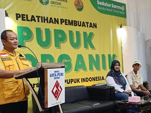Pupuk Langka, Sarmuji Adakan Pelatihan Pupuk Organik di Jatim