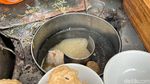 Bakso Gerobakan Viral di BSD Ini Habiskan 45 kg Daging Sehari