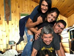 Potret Haru Mengulang Momen Masa Silam Penuh Kenangan