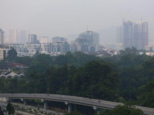 Diselimuti Kabut, Kualitas Udara Semenanjung Malaysia Tidak Sehat