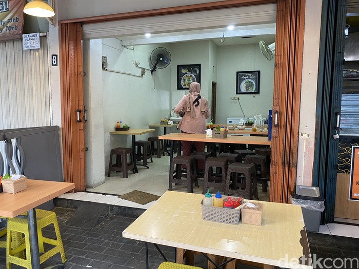 Mie Tarik Los Dol milik mantan chef Lamian Palace
