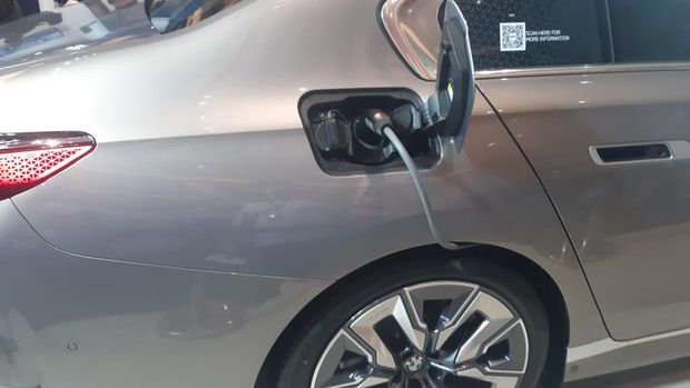 Mobil Listrik BMW di Hub Space 2023