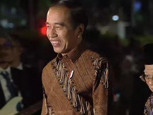 Jokowi-Maruf Hadiri Istana Berbatik di Depan Istana Merdeka Jakarta
