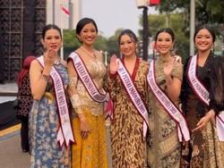 8 Foto Puteri Indonesia dan Miss Indonesia Sepanggung di Istana Berbatik