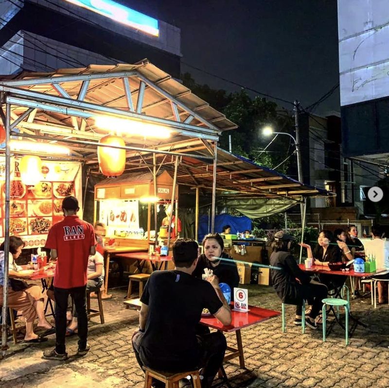 Rekomendasi 5 Ramen Kaki Lima Enak Milik Mantan Chef Resto