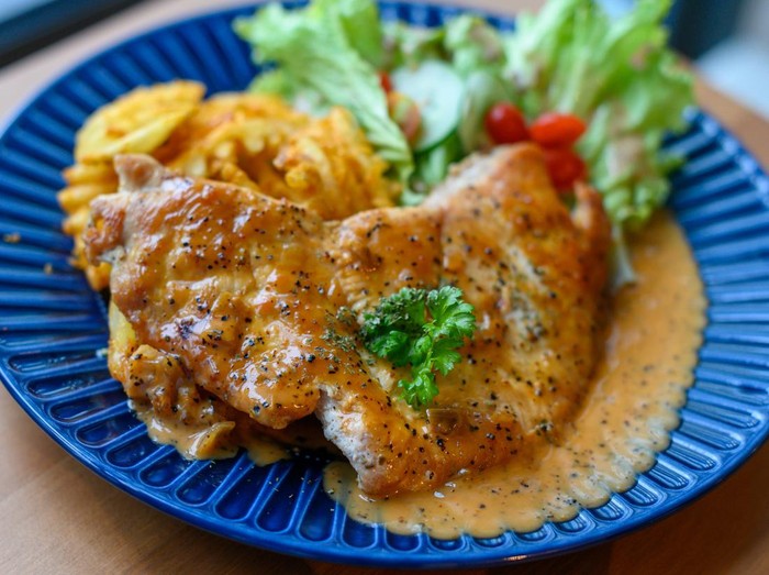 Resep Steak Ayam Saus Telur Asin