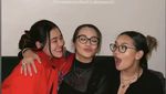 Reza Artamevia Kulineran Seru Bareng Zahwa dan Aaliyah Massaid