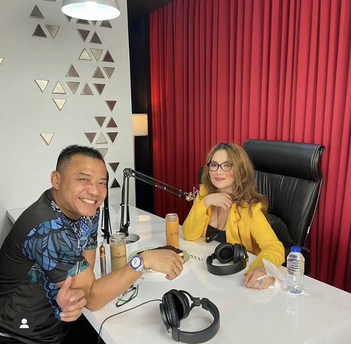 Reza Artamevia Hobi Habiskan Momen Kulineran Bareng Zahwa dan Aaliyah Massaid Reza Artamevia Hobi Habiskan Momen Kulineran Bareng Zahwa dan Aaliyah Massaid