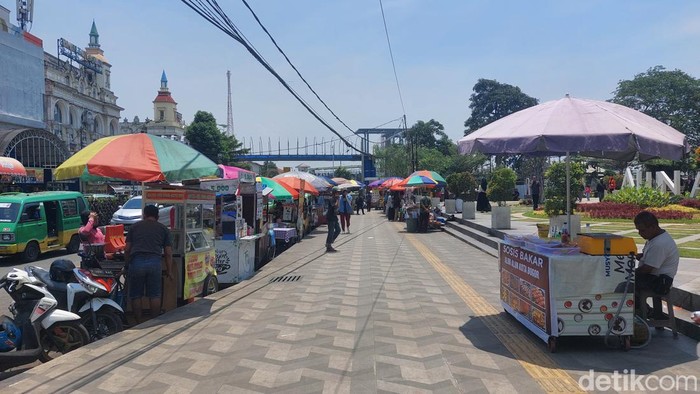 Situasi di depan Alun-alun Kota Bogor (M Sholihin/detikcom).