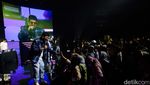 Terhibur di Hub Tawa Bareng Komika dan GJLS Bernyanyi