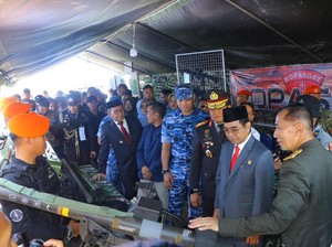 TNI AU Gelar Pameran Alutsista di Pantai Losari Makassar, Ada Replika Pesawat
