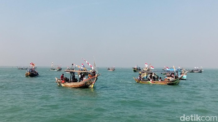 Tradisi pesta laut di Subang