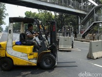 Ada Demo Buruh, Jalan Medan Merdeka Barat Arah Istana Ditutup