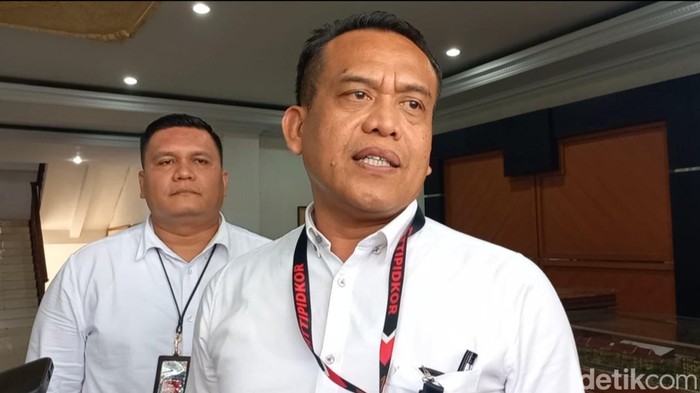 AKBP Ade Dirman, Kasubdit III Tipikor Ditreskrimsus Polda Jambi