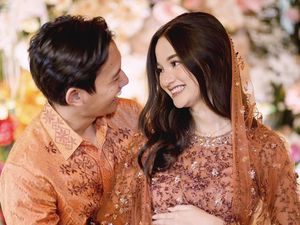 8 Momen Pengajian & Gender Reveal Istri Belva Devara, Baby Bump Mulai Tampak