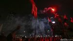 Bertahan hingga Malam, Aliansi Buruh Akhirnya Membubarkan Diri
