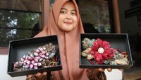 Bros yang memanfaatkan limbah kain perca yang dijual mulai Rp 20 ribu sampai Rp 50 ribu per biji tersebut banyak diminati masyarakat.