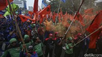 Said Iqbal memprediksi peluang Mahkamah Konstitusi untuk mengabulkan gugatan buruh adalah 50 persen. Meski demikian, informasi itu tidak bisa dikonfirmasi. Karena memang keputusan MK bersifat rahasia sampai dengan dibacakan secara terbuka di dalam persidangan. Pihaknya berharap Para Hakim Mahkamah Konstitusi mendengarkan tuntutan kaum buruh untuk mencabut UU Cipta Kerja.  