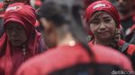 Potret Aksi Buruh Kawal Sidang Putusan JC Omnibus Law Ciptaker