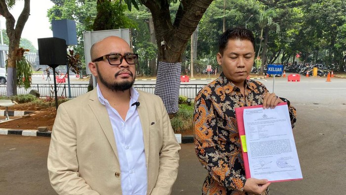 Cahaya Christmanto Anak Ampun (kiri) pengacara pasien dugaan korban malapraktik