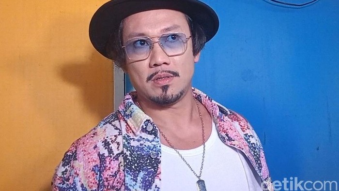 Denny Sumargo