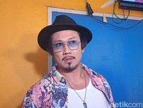 Denny Sumargo Bikin Takjub ART karena Telaten Urus Anak