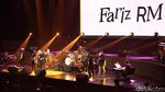 7 Potret Seru Konser Tanda Mata Glenn Fredly Untuk Iwan Fals
