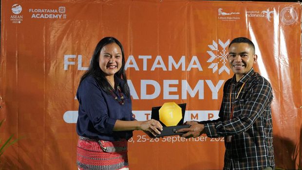 Bootcamp Floratama Academy bagi pengusaha parekraf di Labuan Bajo