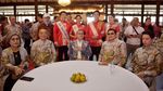 Gaya Zulhas Berbatik di HUT Paguyuban Tionghoa
