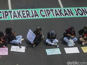 Apakah UU Cipta Kerja Sudah Menciptakan (Lapangan) Kerja?