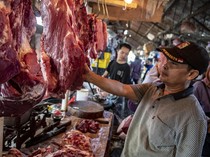 Jelang Ramadan, Harga Daging Sapi-Ayam di Pasar Ciledug Naik