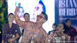 Kompak Berbatik! 7 Artis dan Anak Lenggak-lenggok di Depan Presiden Jokowi